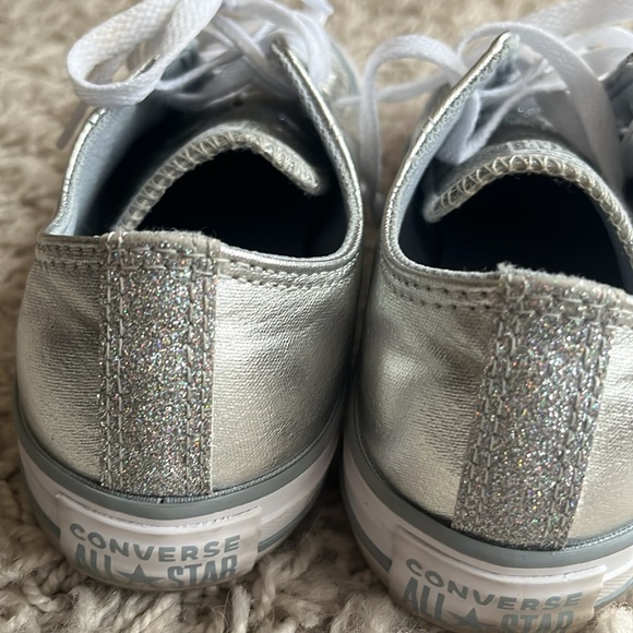 Metallic silver Converse - Picture 3 of 5